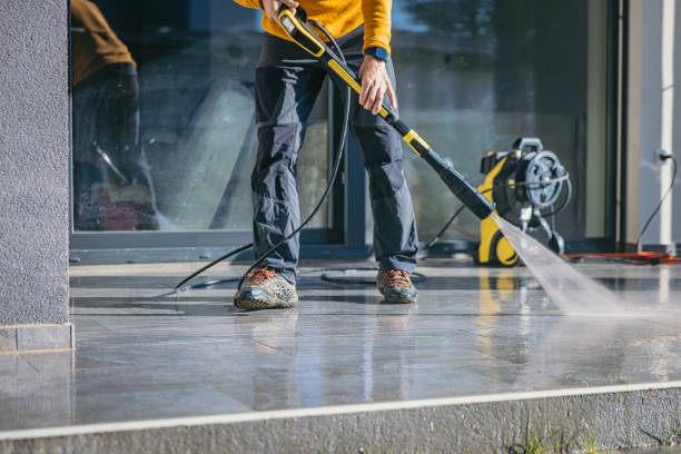 Why Choose Our Certified Pressure Washing Experts for Your Project Needs in Eldora, IA?